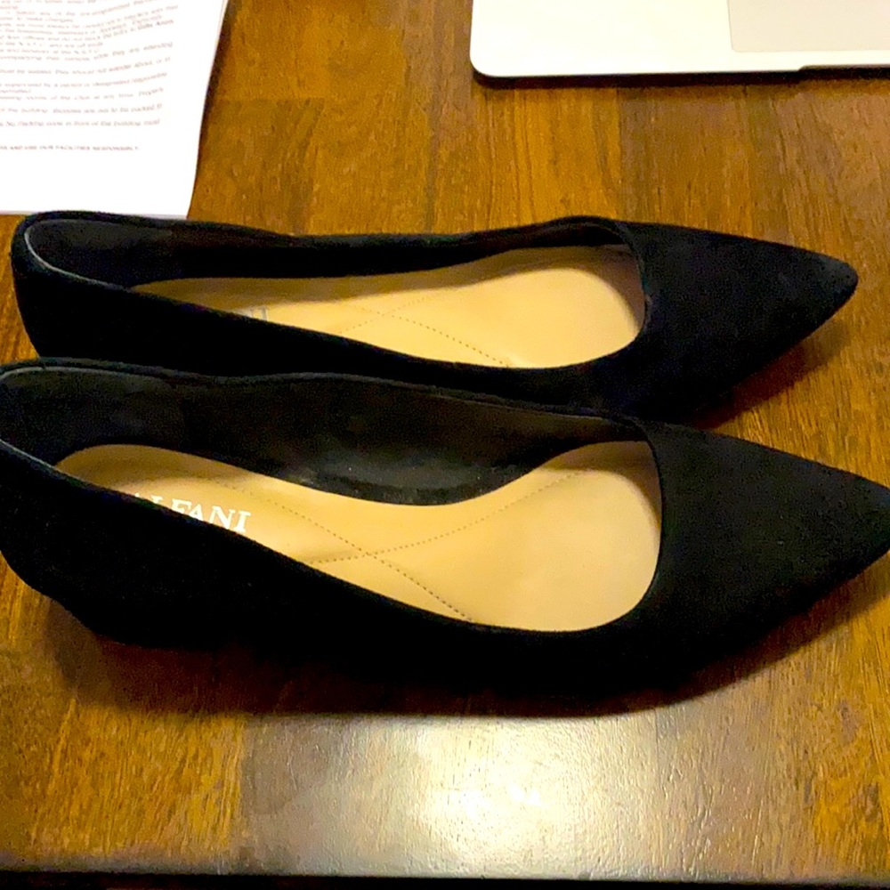 Black thick heal pump size 8 sued
